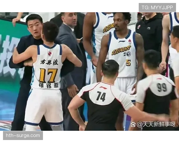 防守犯规和进攻犯规区别判定规则详解 防守犯规和进攻犯规区别判定规则详解